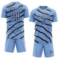 Benutzerdefinierte Licht Jersey Fußball Blau Uniform Sublimation Linien Punkte Und Schwarz Benutzerdefinierte Licht Jersey Fußball Blau Uniform Sublimation Linien Punkte Und Schwarz